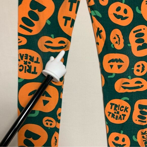 LulaRoe Halloween Jack O Lantern Pumpkin Leggings Girl’s Large Green Orange Fall - Picture 7 of 9